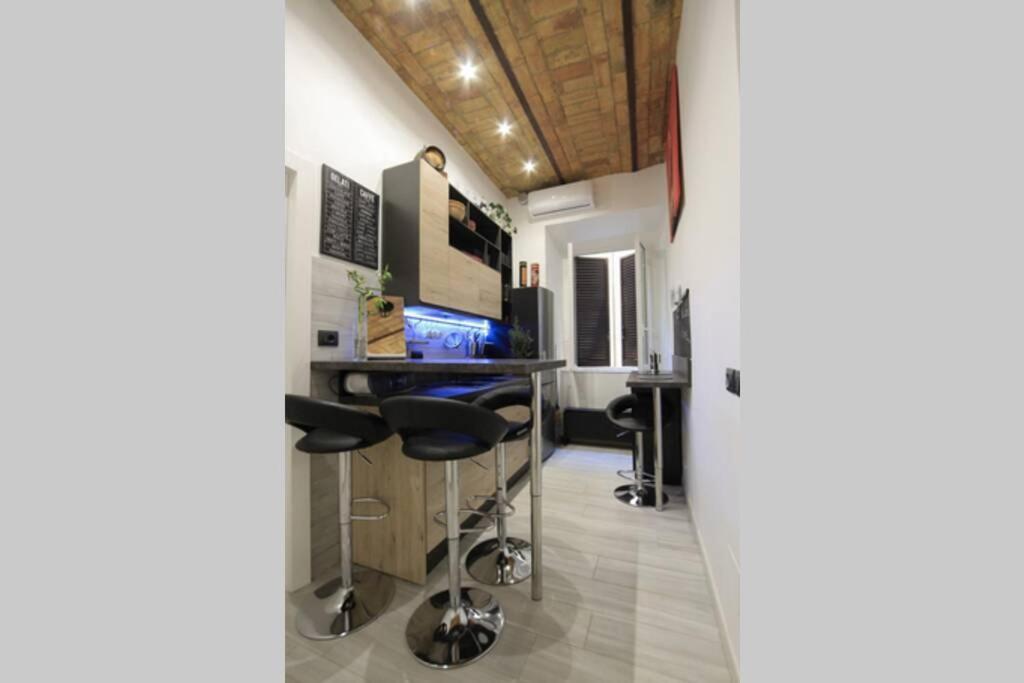 Elegant Apartment In Inner City At Vatican - Netflix And Optical Fiber โรม ภายนอก รูปภาพ